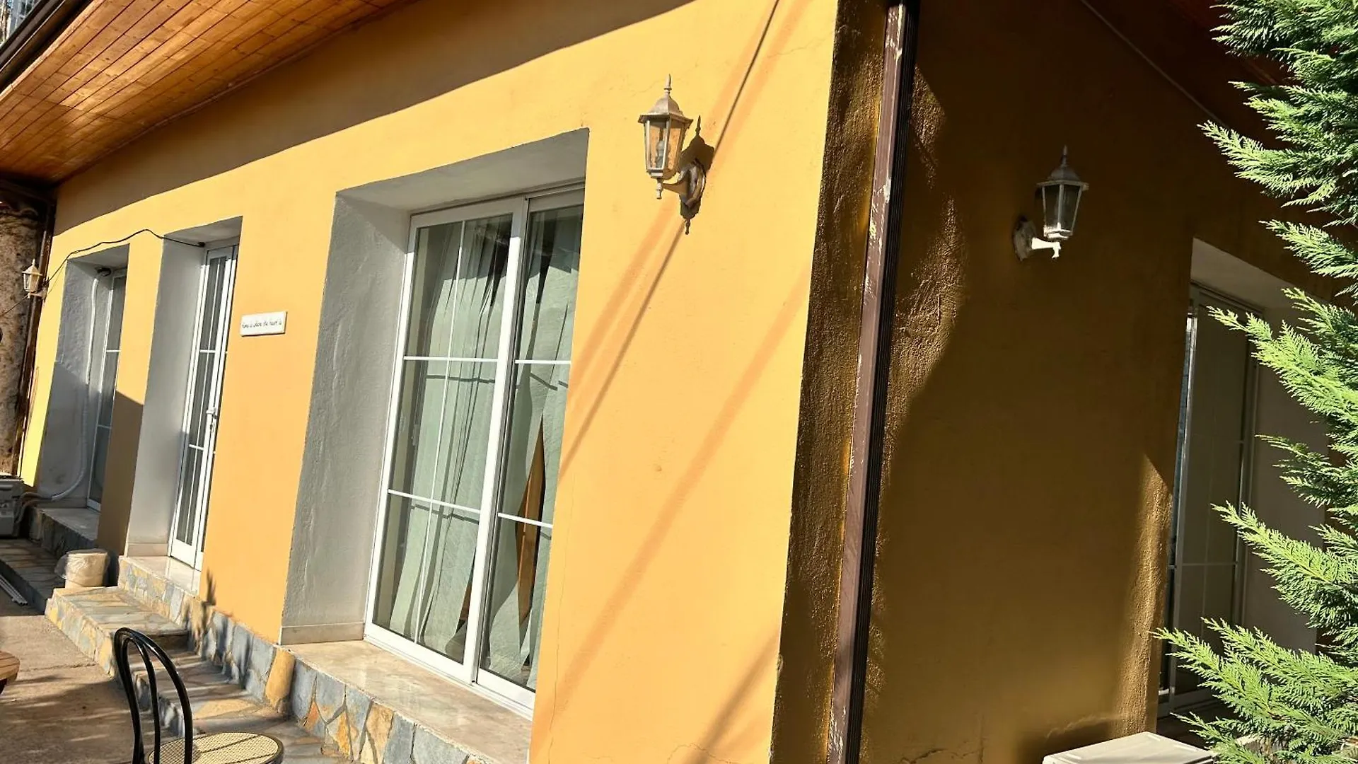 D1 Hostel Tirana