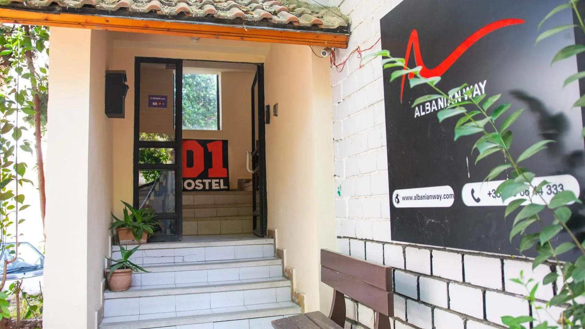 D1 Hostel Tirana 0*,