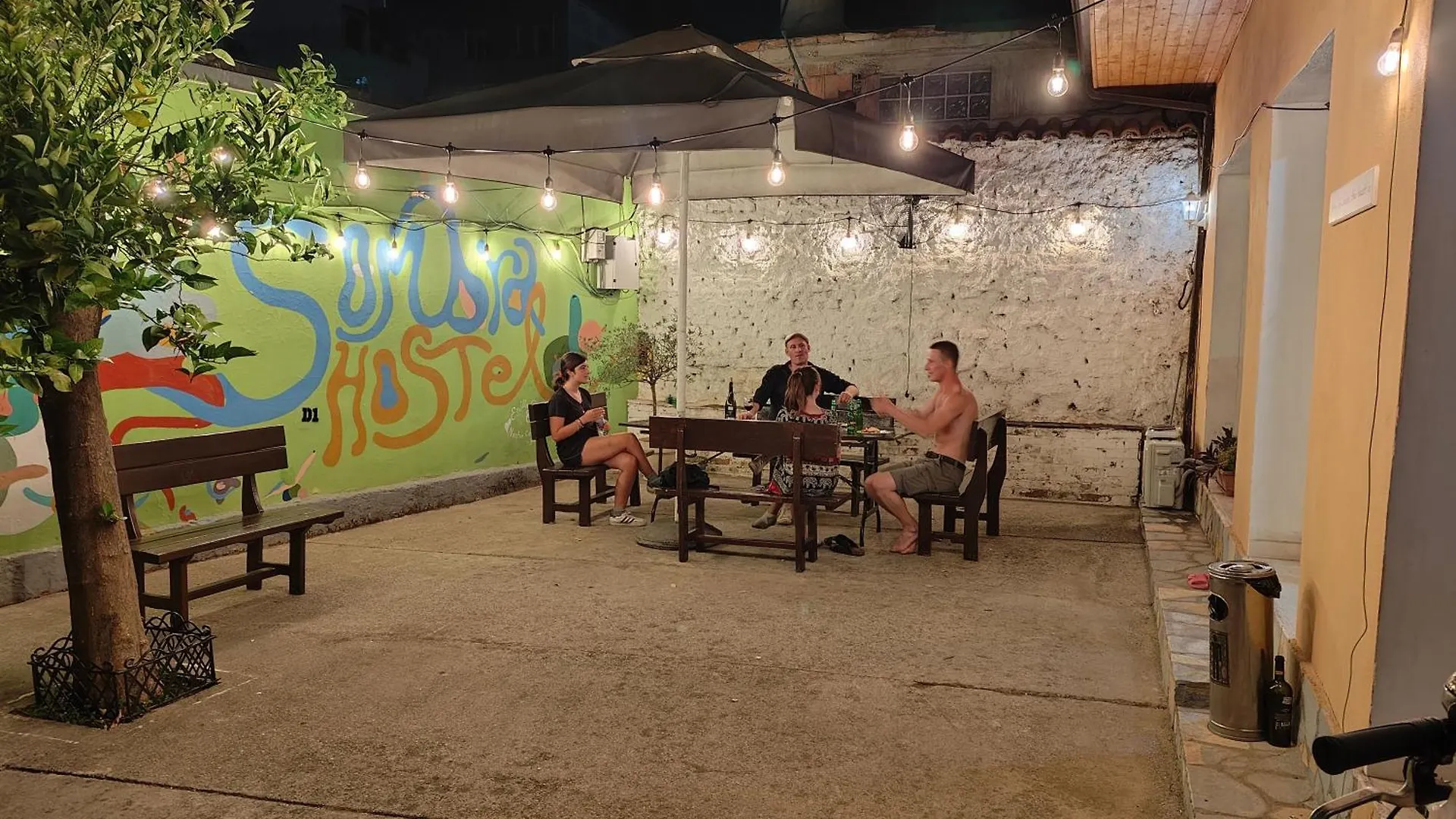 D1 Hostel Tirana 0*,