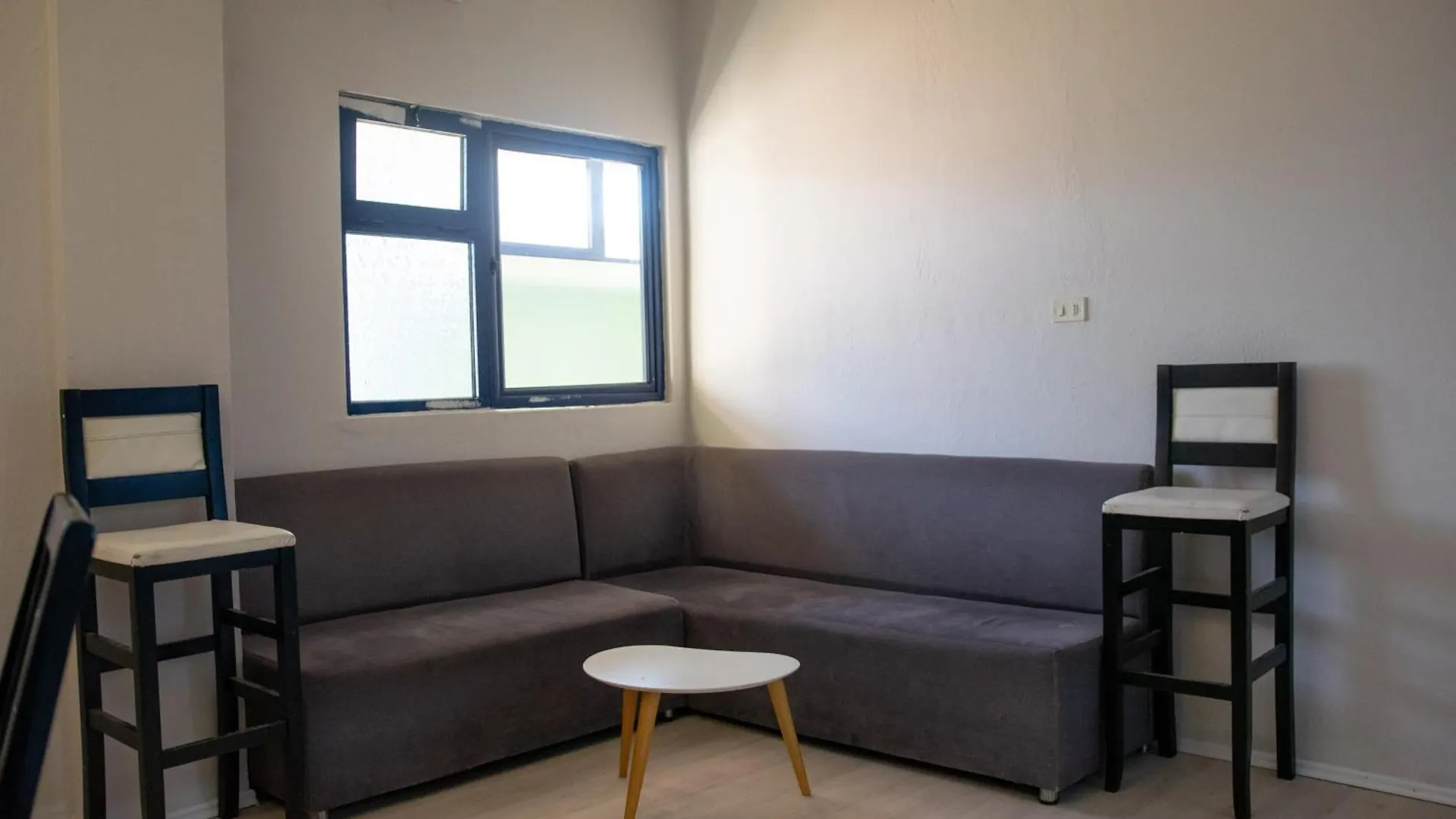 D1 Hostel Tirana Albania